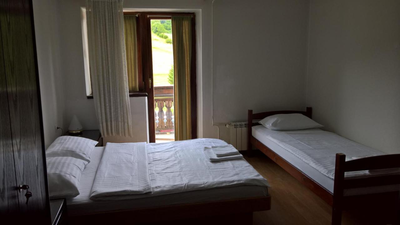 Gostilna Lokve Bed & Breakfast Eksteriør bilde